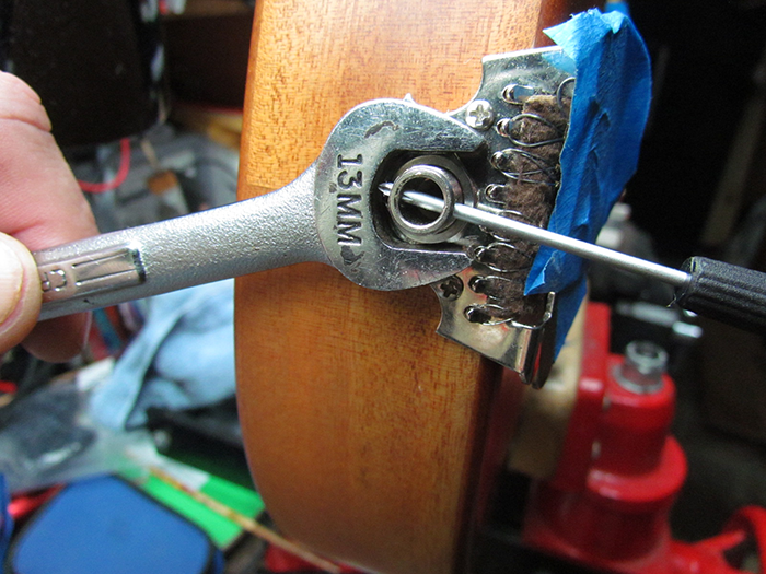 K&K Pickup Installation on Gretsch G9130 New Yorker Supreme Mandolin