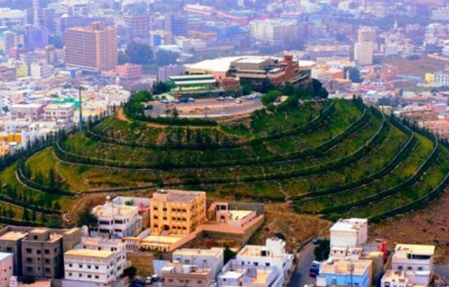أمتع الأنشطة الترفيهية على الجبل الاخضر ابها بالسعودية ام القرى