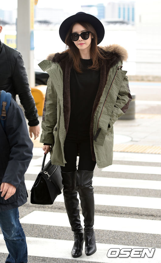 SNSD YoonA is off to Prague for a shoot - Wonderful Generation
