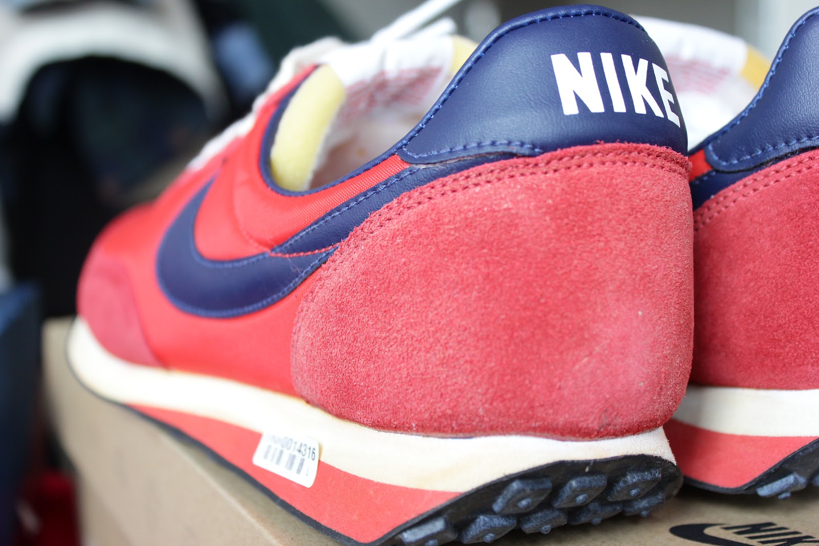 nike elite vintage trainers