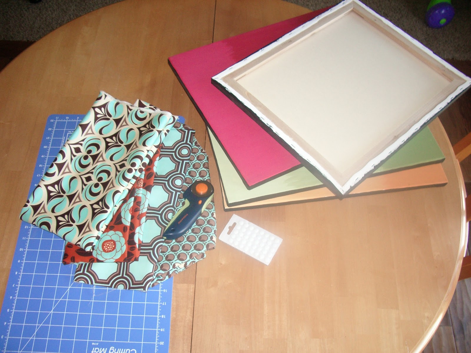 Lindy 411 DIY Fabric Covered Canvases