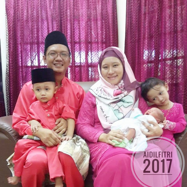 BAJU RAYA SEDONDON FAMILY DI AIDILFITRI 1 SYAWAL 2012 HINGGA 2017 - Throwback warna baju raya sedondon kami pada 1 Syawal. Kebiasaannya, tema tu jatuh pada nombor dua dan tiga. Priority kami ialah, baju ada sales, atau ada kain orang bagi mummy dan kasik mix and match je ! BAJU RAYA SEDONDON FAMILY DI AIDILFITRI 1 SYAWAL 2012 HINGGA 2017 - Throwback warna baju raya sedondon kami pada 1 Syawal. Kebiasaannya, tema tu jatuh pada nombor dua dan tiga. Priority kami ialah, baju ada sales, atau ada kain orang bagi mummy dan kasik mix and match je !