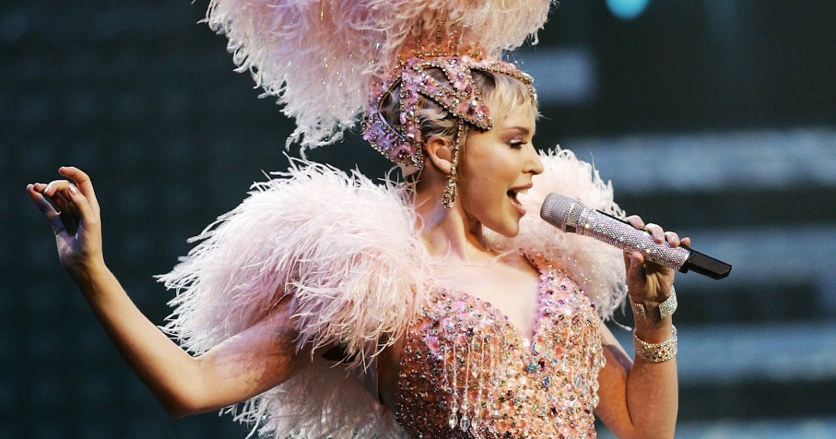 Kylie%2BMinogue%2B-%2BShowgirl%2BHomecoming%2BTour%2B-%2BLive%2Bin%2BSydney%2B(2006-11-10)1.jpg
