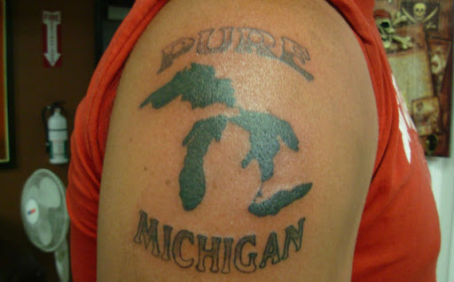 Este michigan orgulho de tatuagem