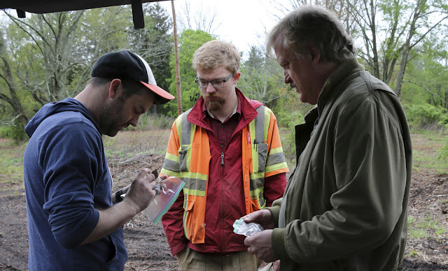 On New Jersey hillside, clues to Revolutionary War mystery On New Jersey hillside, clues to Revolutionary War mystery