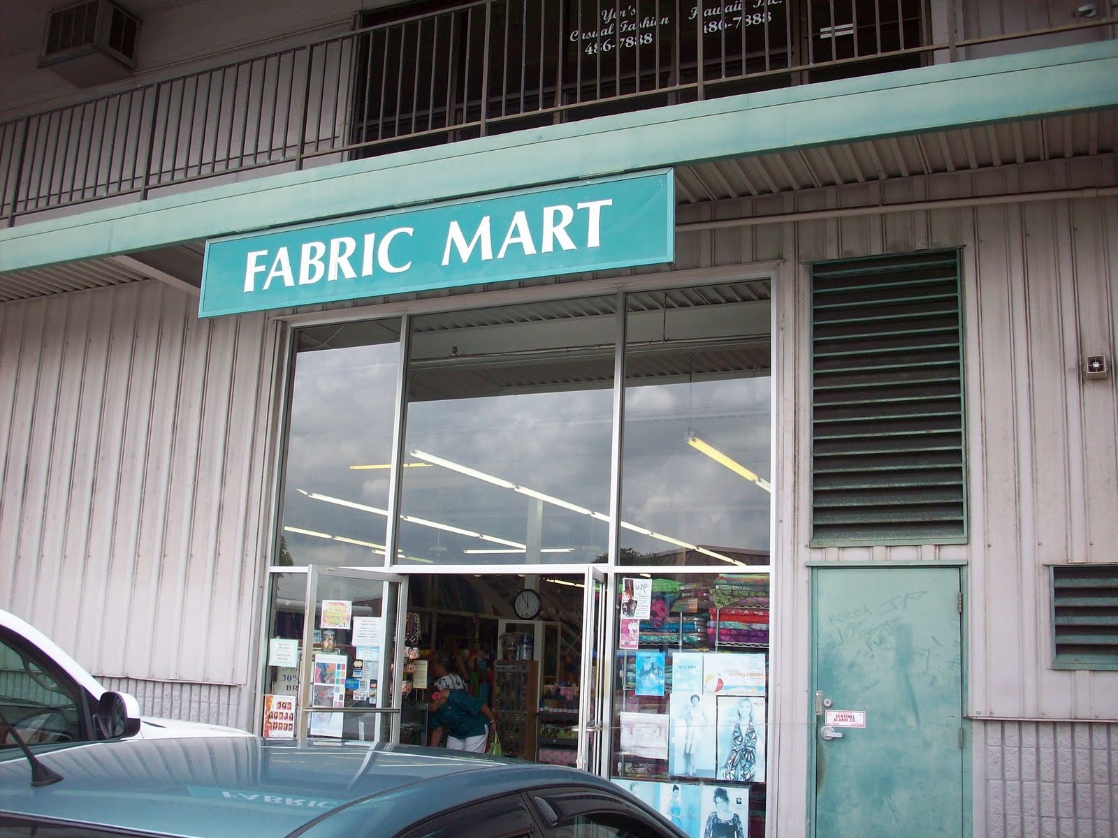 POPPYSEED FABRICS A must see while in Hawaii...