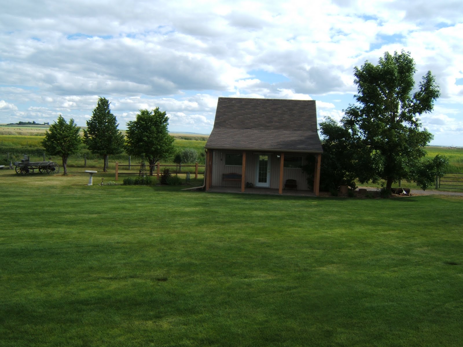 Medicine Hat Acreage for Sale