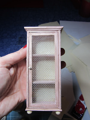 Nostalgie in 1:12: Kleiner Vorratsschrank