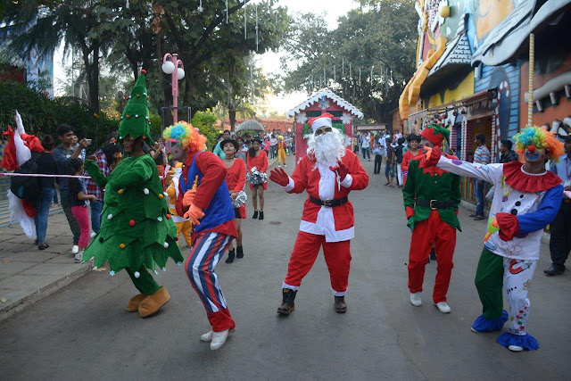 The Christmas carnival at EsselWorld The Christmas carnival at EsselWorld