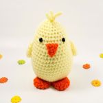 http://www.softiez.ca/uploads/2/8/2/2/28221735/spring_chick_-_free_crochet_pattern.pdf