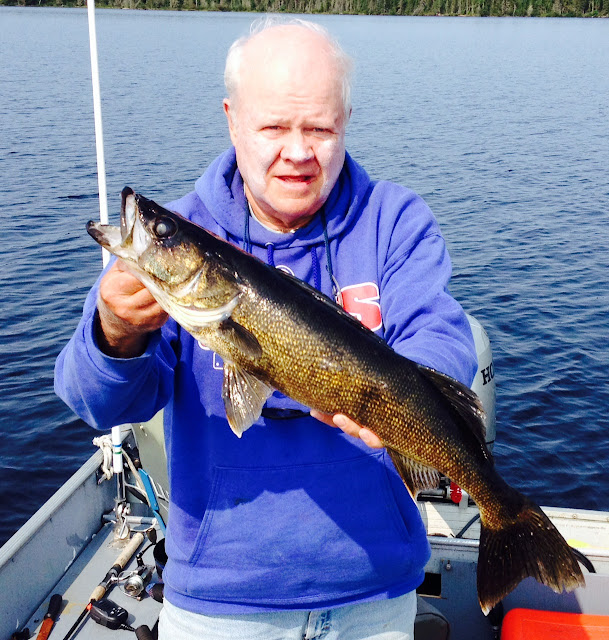 Red Lake Ontario Canada fishing reports trophy walleye giant pike anglers kingdom nungesser lake