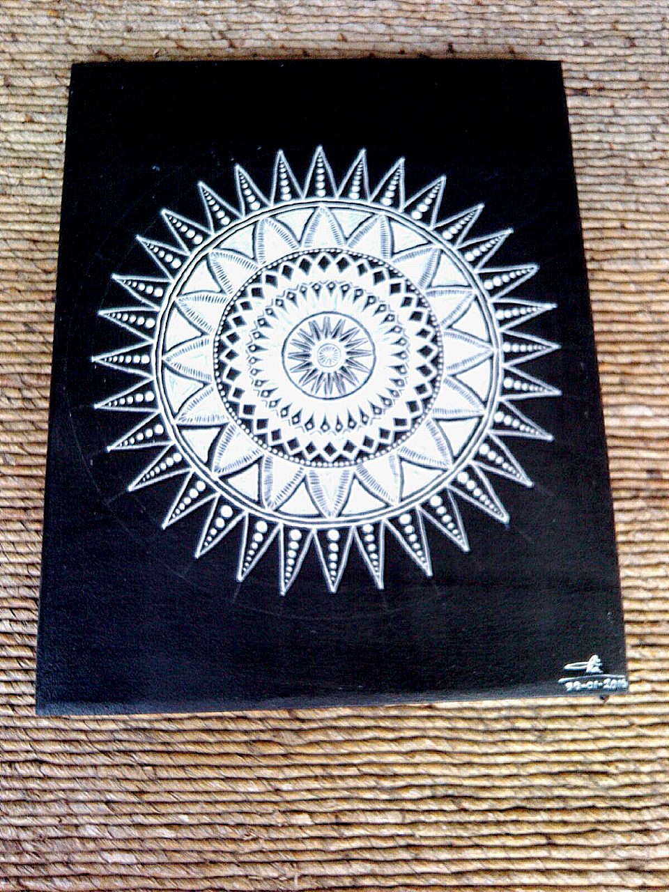 NANA HENNA ( UNGARAN-SEMARANG ): THE MEANING of MANDALA