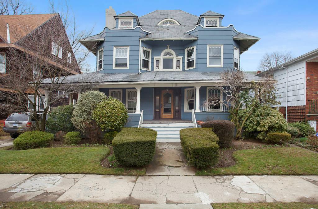 BK to the Fullest In Contract in Ditmas 136 Argyle Road