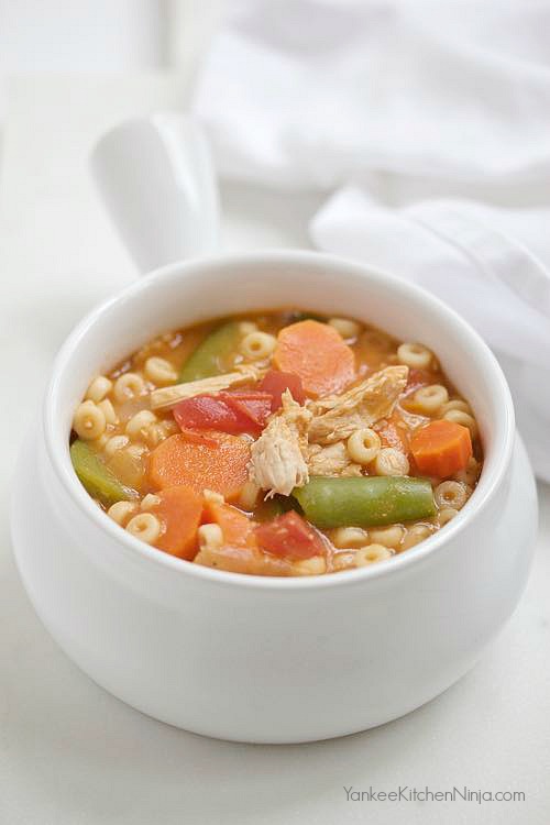 healthy and easy weeknight chicken minestrone
