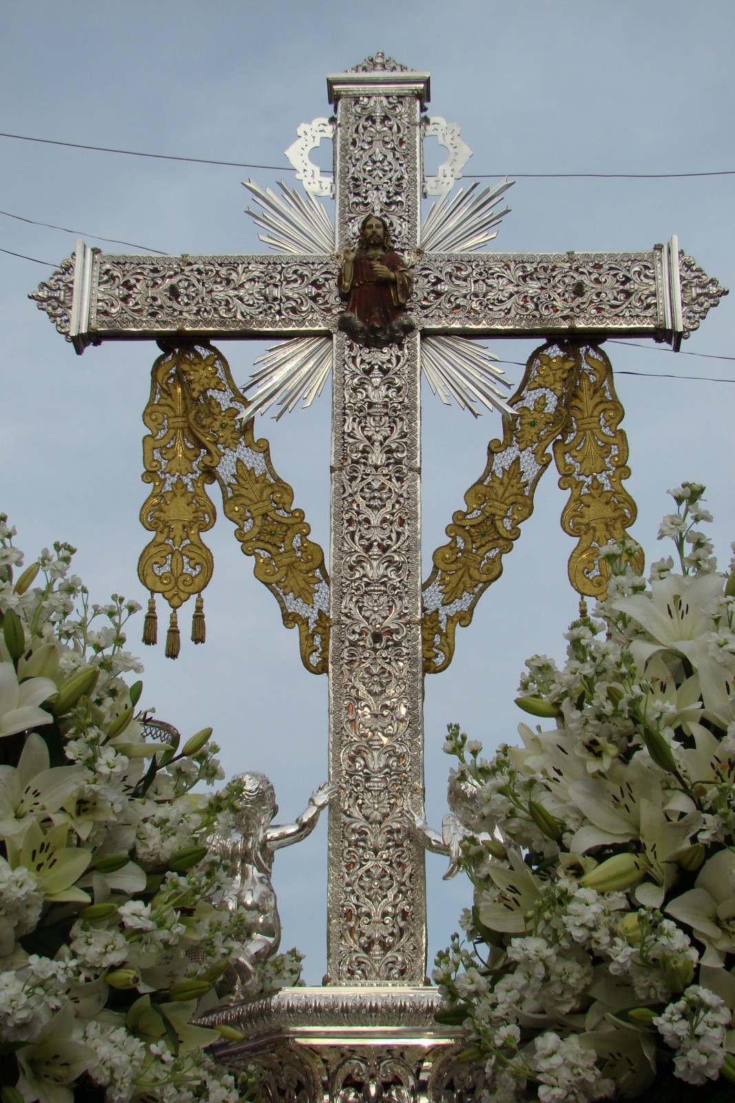 BLOGMORADO | hermanosdelasaguas.org: La Cruz de la calle Malva. Lucena