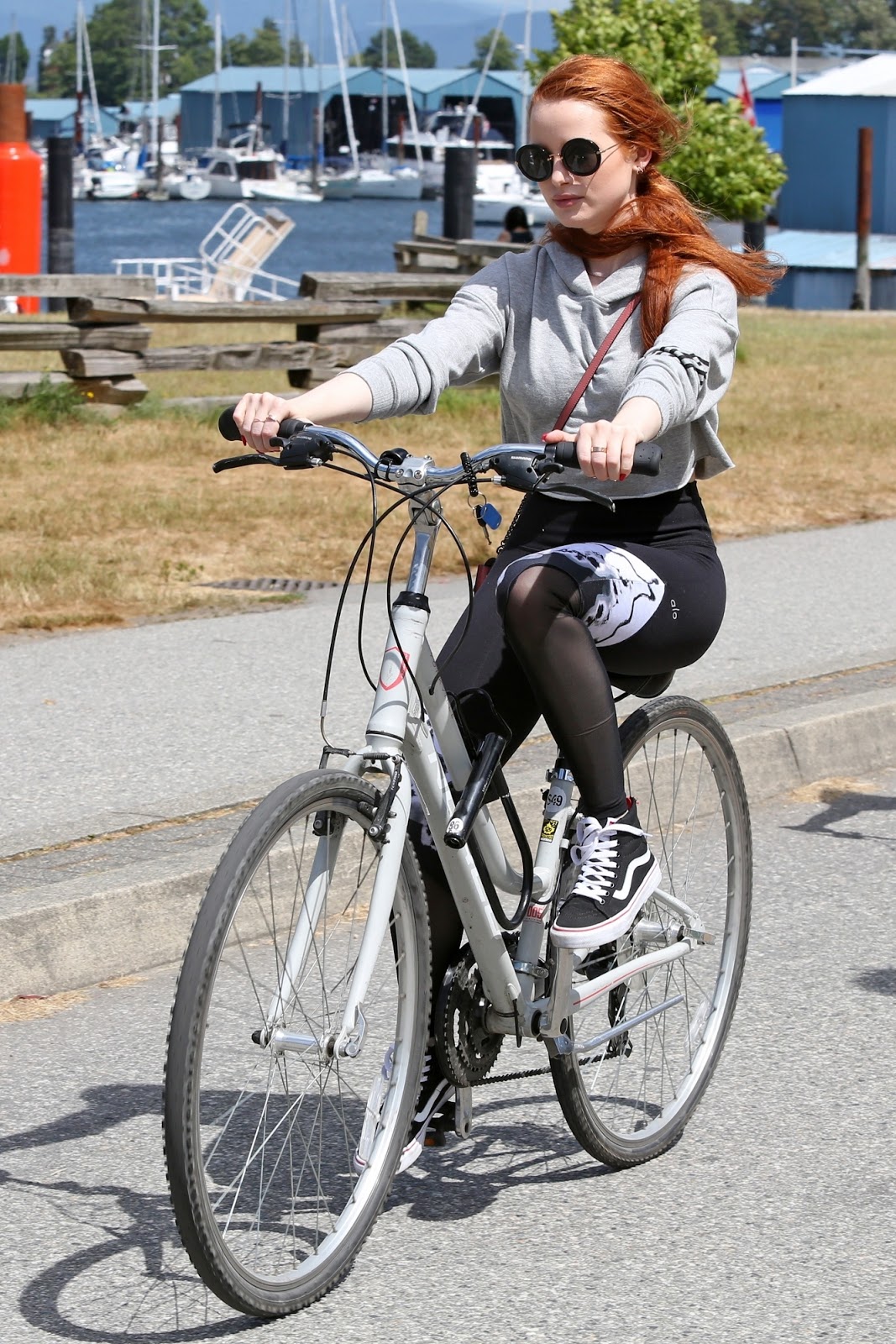 Madelaine Petsch & Adelaide Kane // Bike the Vancouver Seawall around