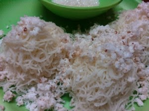 Vaniensamayalarai: Idiyappam / White String Hoppers