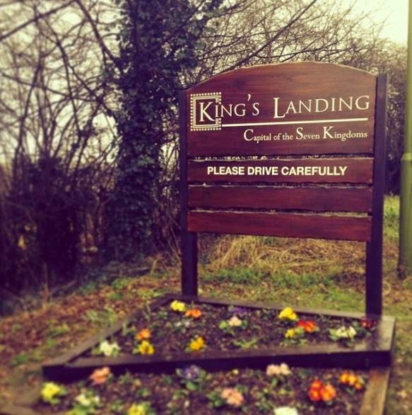 kings landing sign