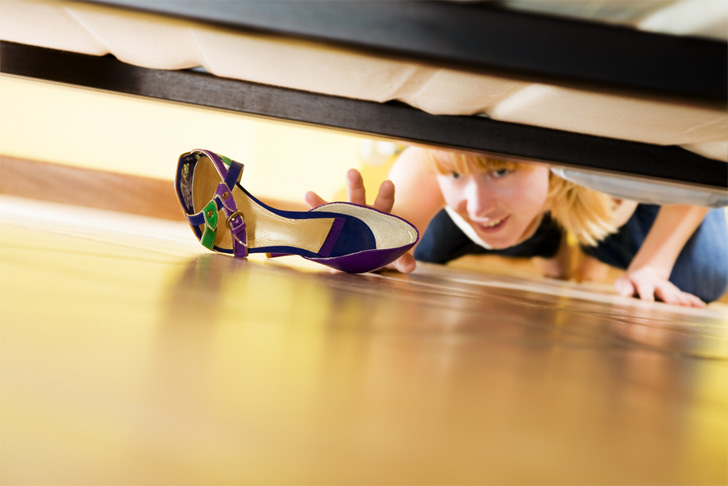Feng Shui: Avoid Storing Anything Under Your Bed, Except For One Thing!