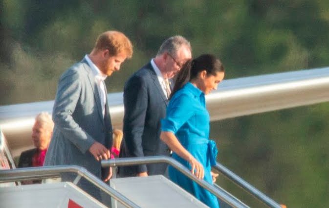 Principe Harry e Meghan Markle: che spavento sul volo Qantas.