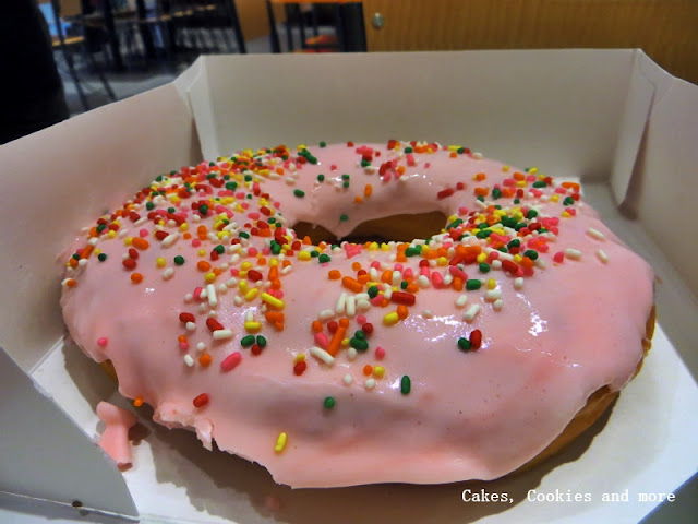 World Famous Donuts from Lard Lad Donuts - Universal Studios Florida