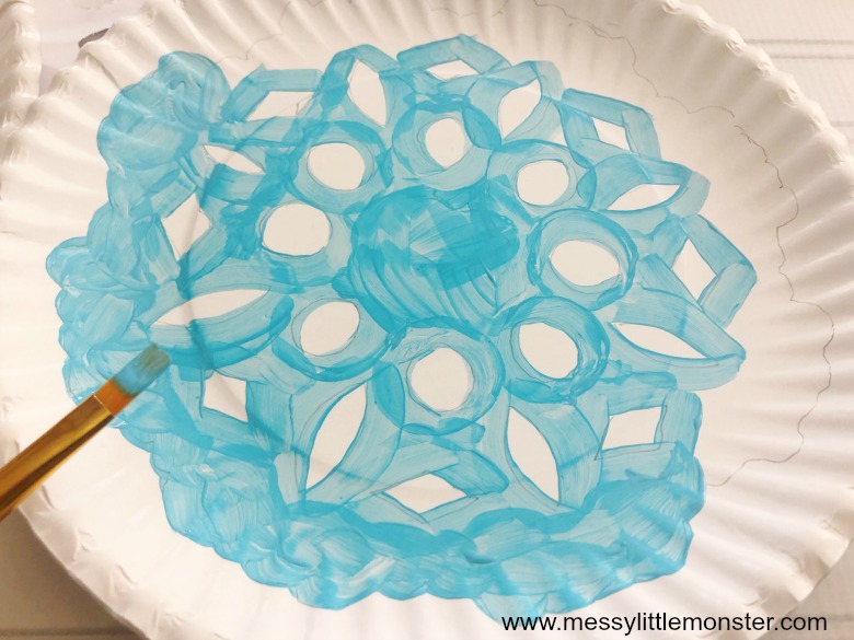 Snowflake Craft for Preschoolers. 
