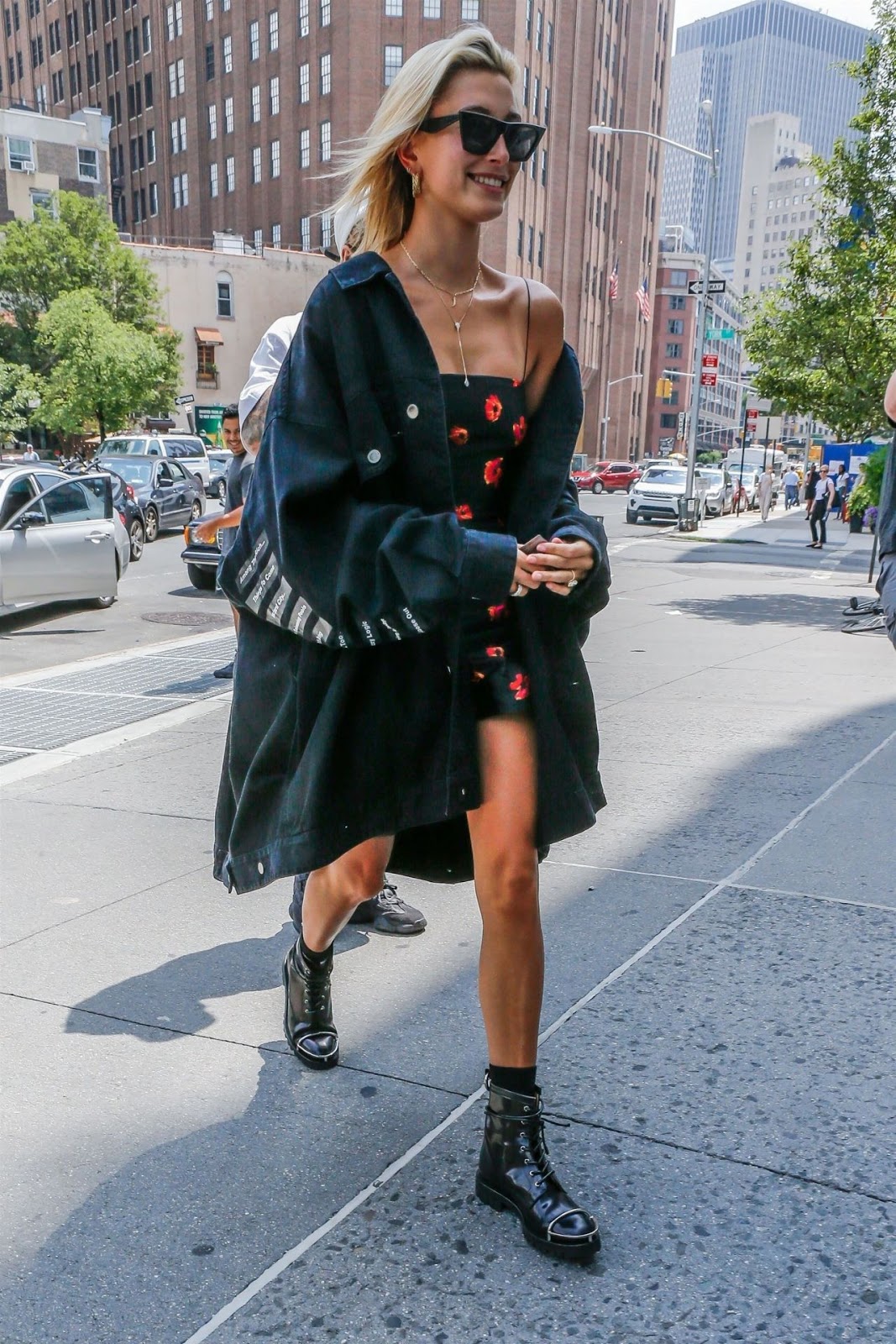 Hailey Baldwin – Out in New York City 07/27/2018