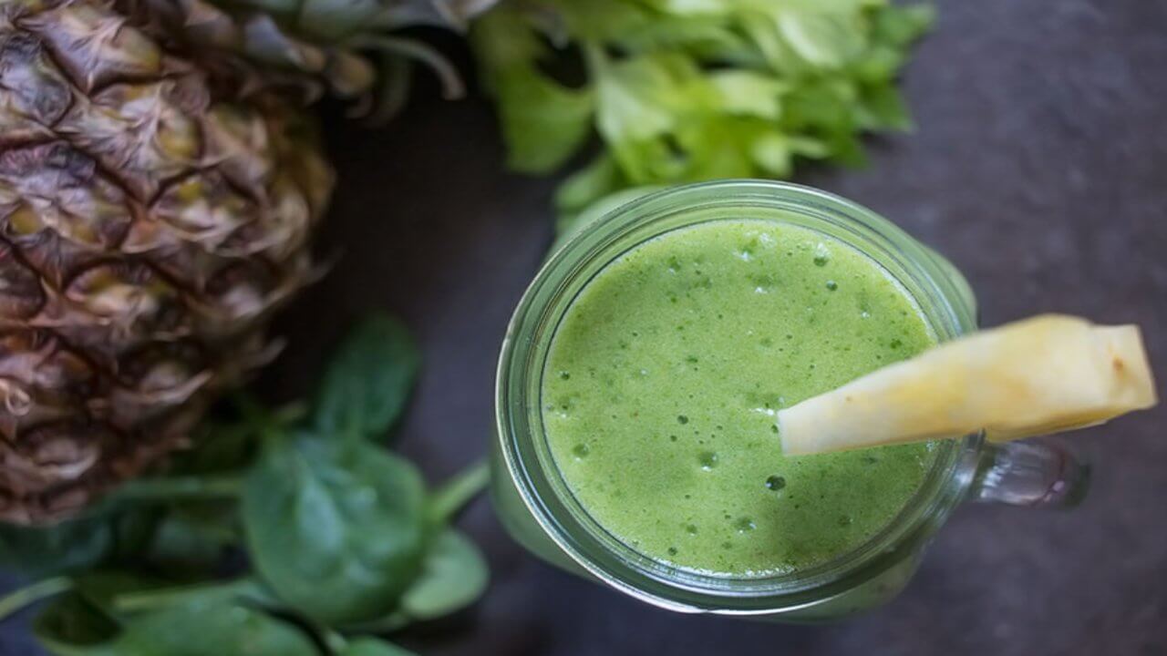 Celery And Pineapple Smoothie To Burn Belly Fat And Lose Weight