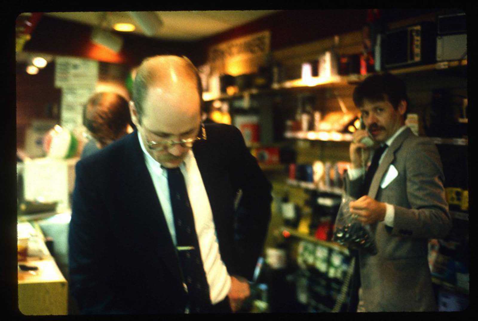 A nostalgic glance at American shopping malls of the late 1980s - 5