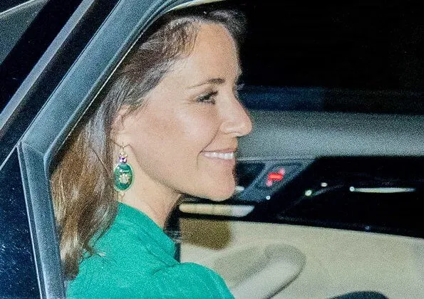 Princess Marie wore Raquel Diniz green armonia silk georgette dress. Crown Princess Mary wore a floral maxi skirt