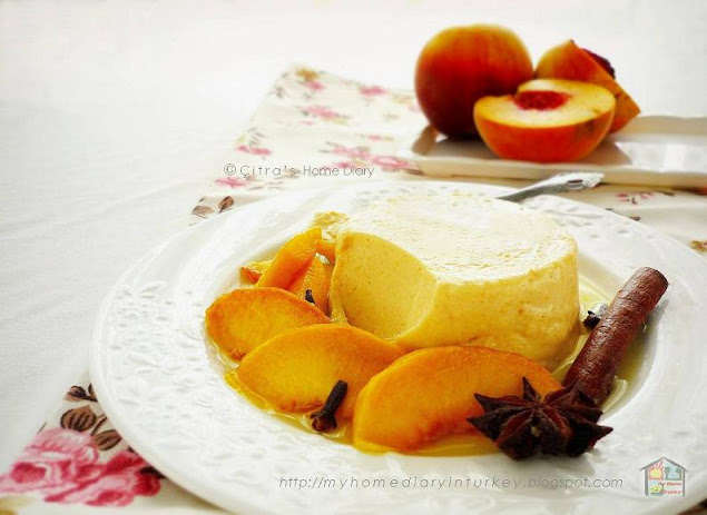 Peach Cheese Panna Cotta | Çitra's Home Diary. #pannacotta #peachcompote #dessertpeach #peach #pudding #creamysweets