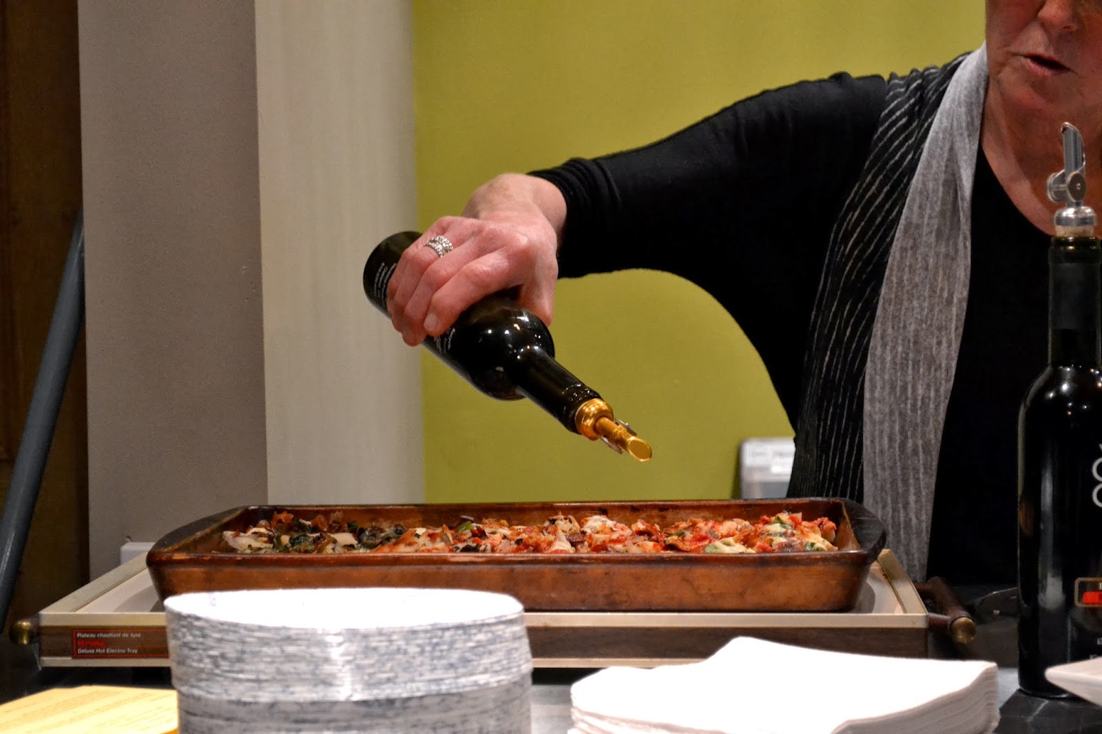 The Staycationer Kingston Olive Oil Company Food Demo Gourmet Pizza