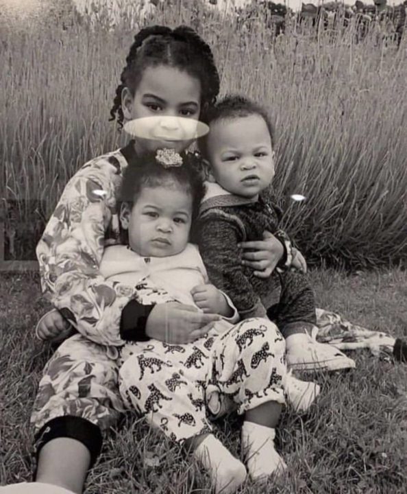 To Sandra Spicy Blog Beyonce shares beautiful portrait of her kids
