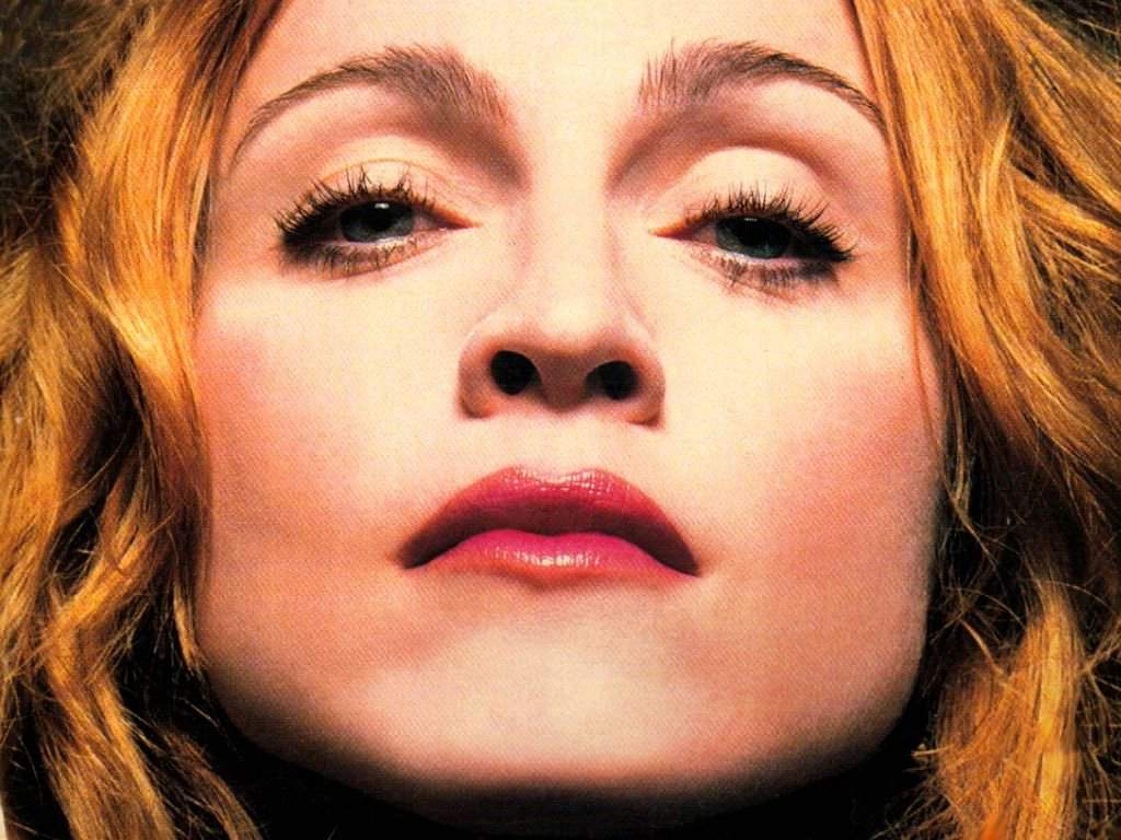 http://2.bp.blogspot.com/-4nfiNSPfqC0/TkqnMCR0v7I/AAAAAAAADbs/Zxld7YqKqNk/s1600/madonna.jpg