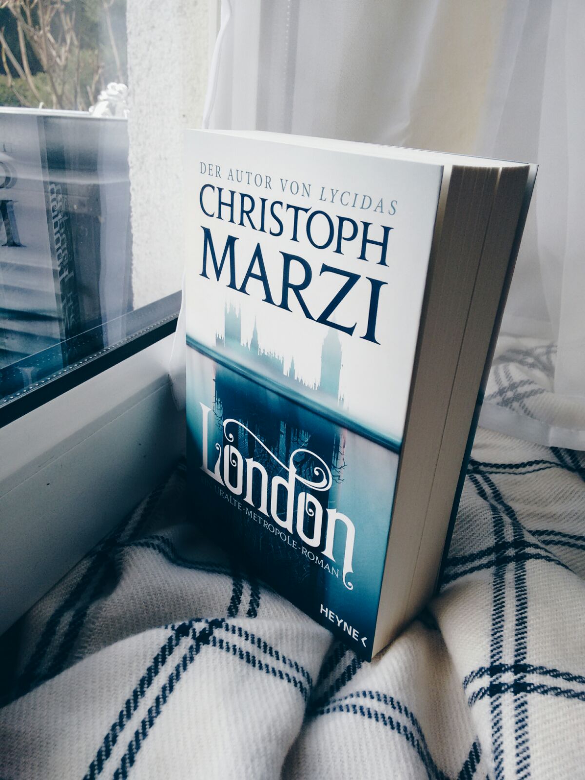 November 2016 Pink Mai Books