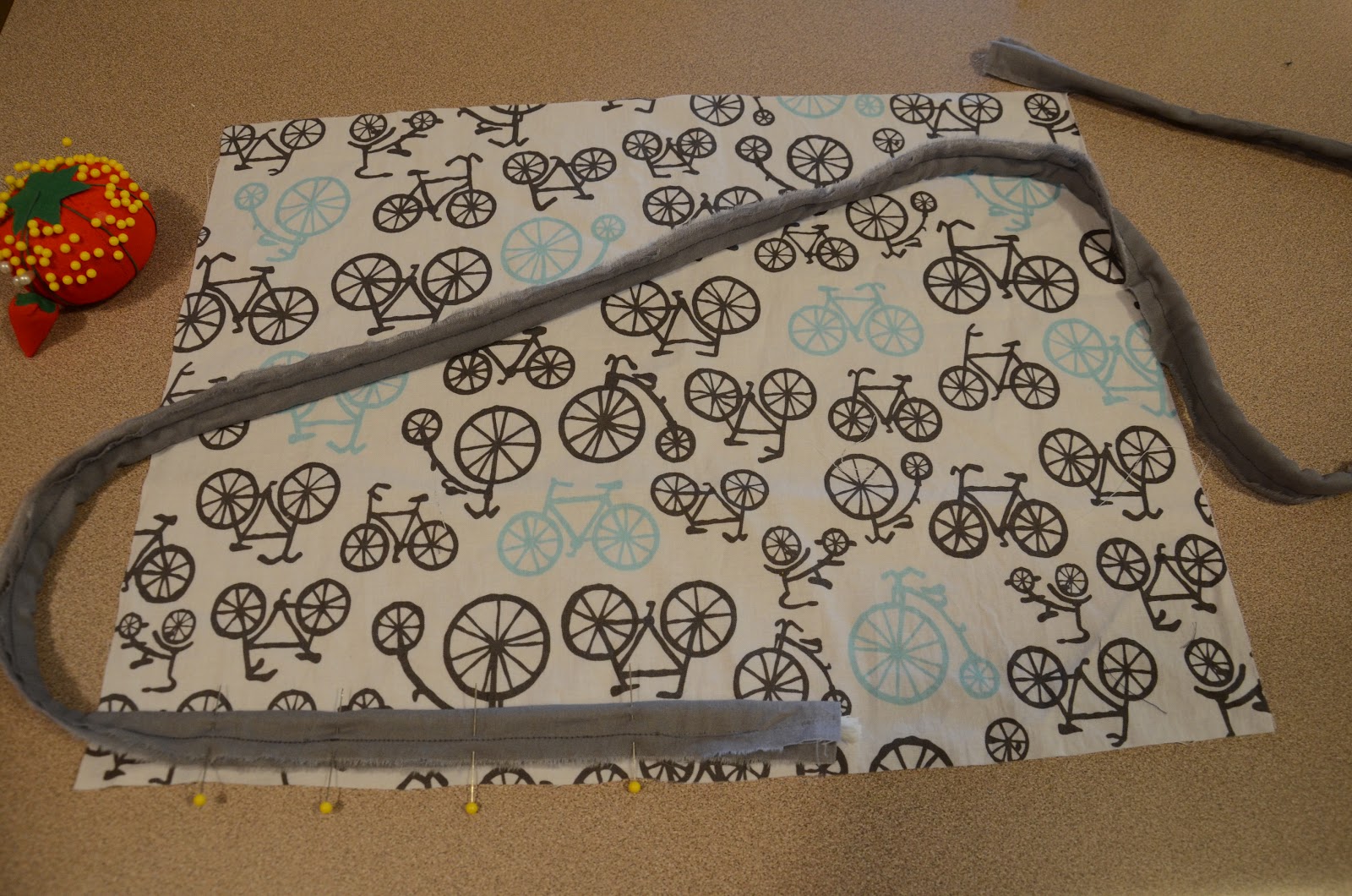 Throw Pillow with Piping (Tutorial) Merrick's Art