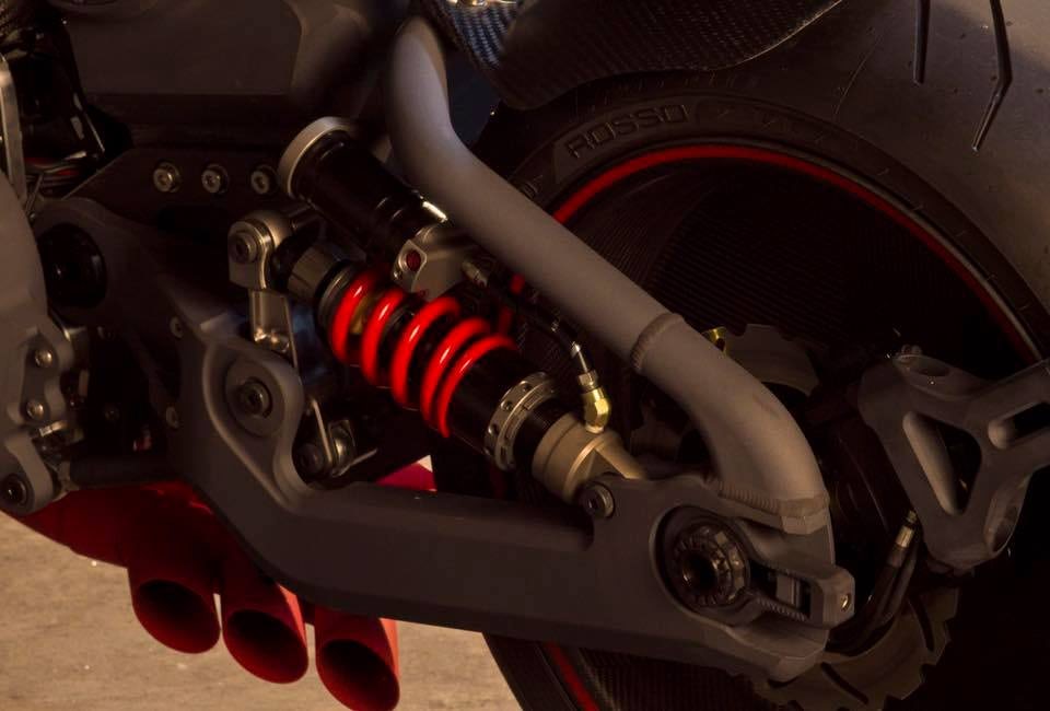 Confederate Motors Un Son Saheseri Fa 13 Combat Bomber Teknolsun