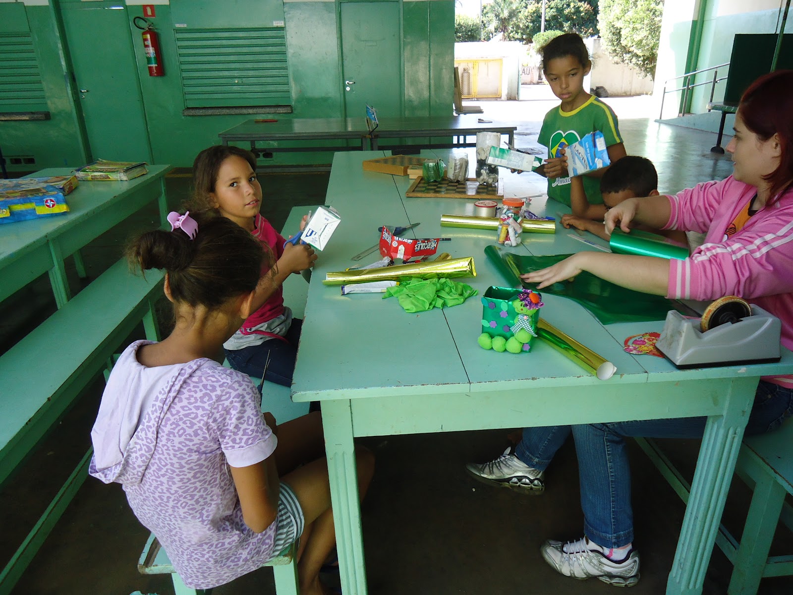 Programa Escola da Família "Pontes Gestal": "ARTESANATO COM MATERIAL ...