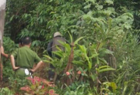 Phong toa qua doi, truy bat doi tuong ban trong thuong Thieu ta Cong an - Anh 3