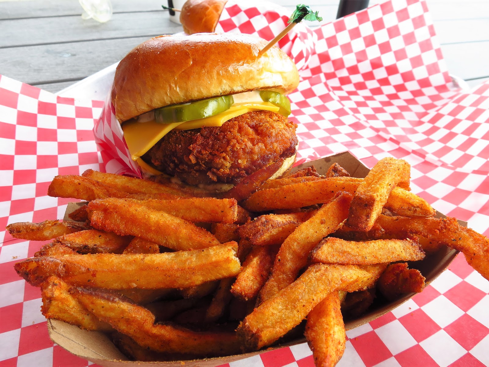 Smokin' Chokin' and Chowing with the King Fry the Coop