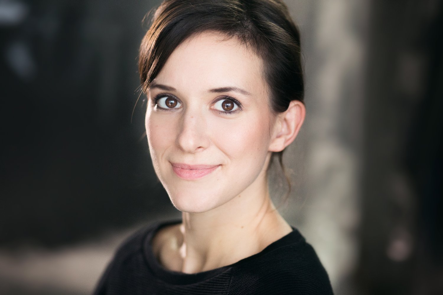 Too в английском языке в конце предложения. анвеши джейн. She also. She also. Anveshi jain gandii baat episode.