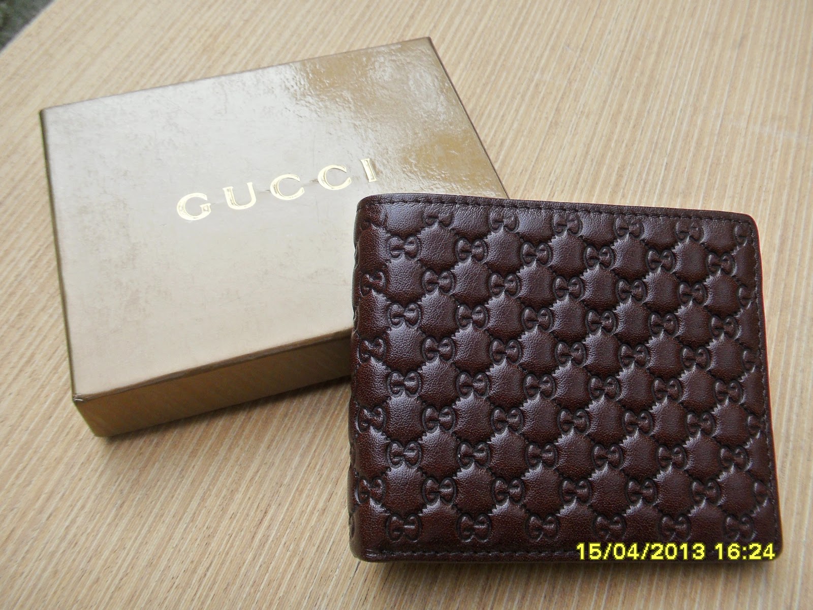 baranghobi: Leather Wallet Gucci