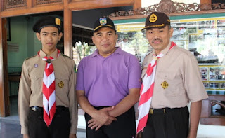 Ikuti Perwimanas ke-II, Siswa MA Zumrotul Wildan ini Dilepas dengan Khidmat 2 ZW