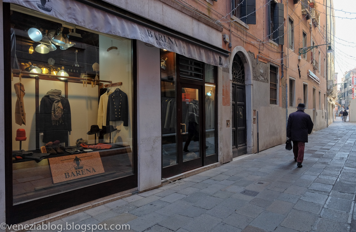 venezia blog The Best Place to Buy a Wearable Piece of Venice