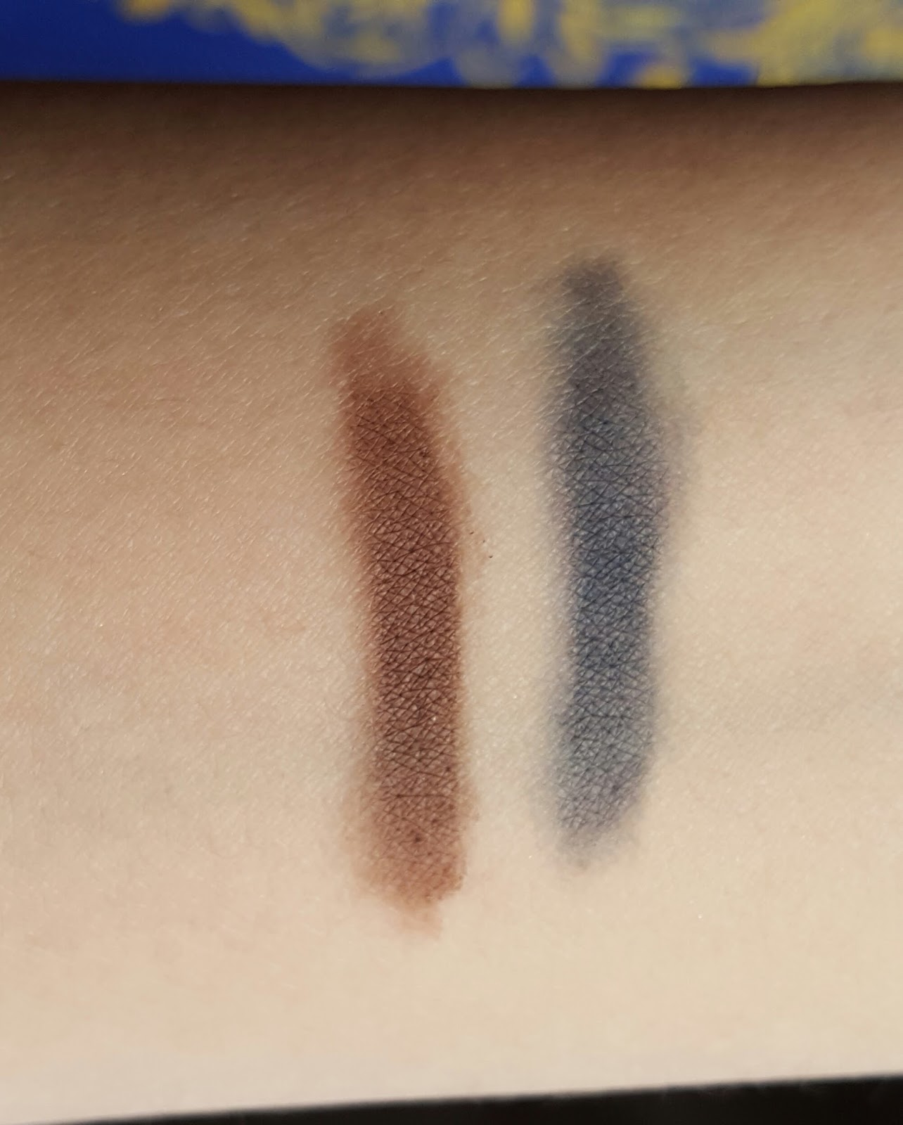 Crayon Pour Les Yeux L'Oréal Color Riche - Longue Tenue, Hypoallergénique - Fabriqué En France