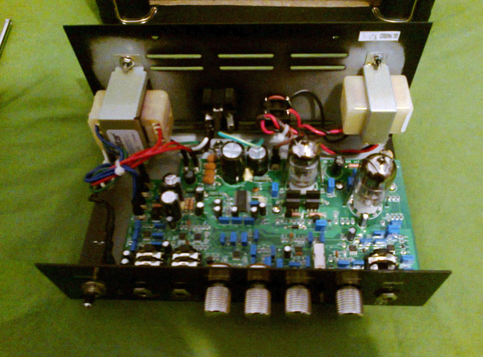 Guitar Dreamer: Blackstar HT-1 footswitch !