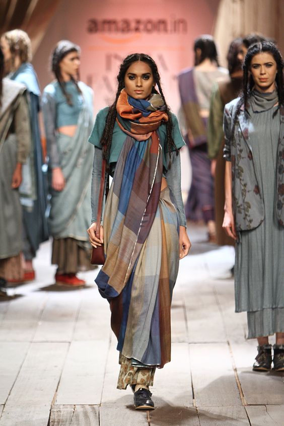 32 Modern Saree Draping Styles To Rock Your Fashion Statement In