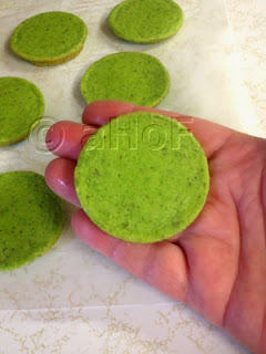 Green Peas, tiny pancakes, appetizer