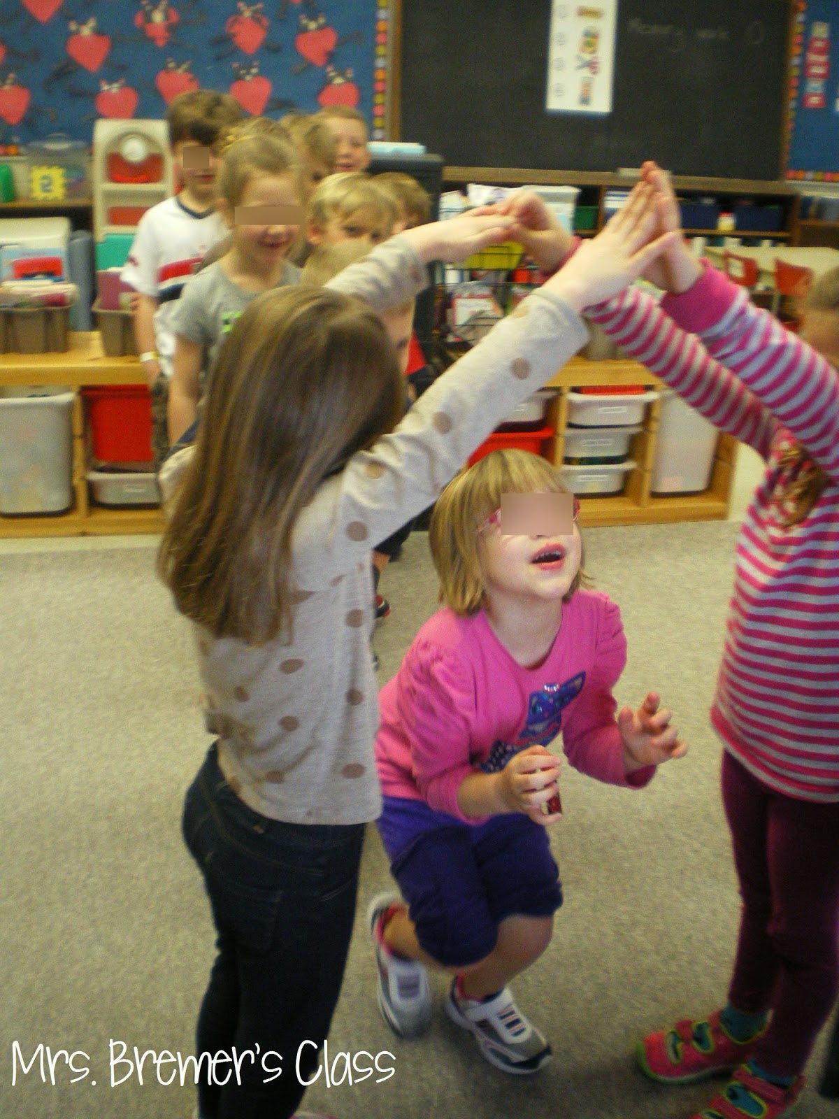 Rhyming Bridge is Falling Down: an active learning activity to practice rhyming skills in Kindergarten