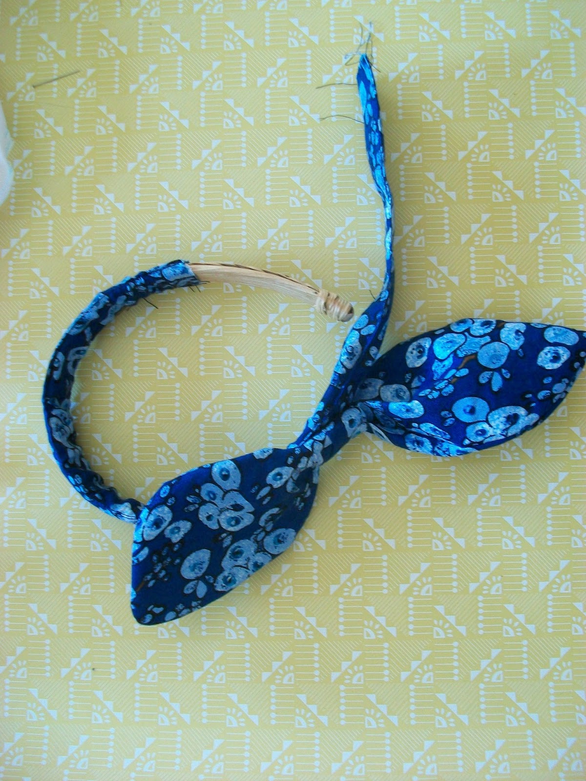V&A Craft Challenge: How To Make A Fabric-Covered Hairband With Bow ...
